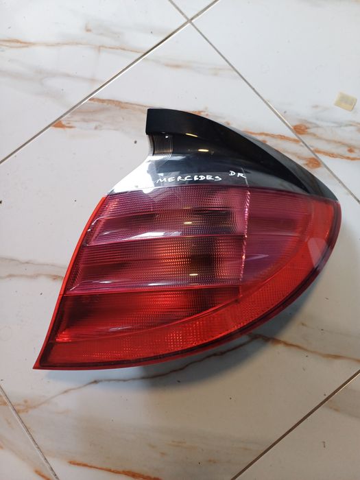 Tripla / Lampa / Stop Dreapta Mercedes Benz W203 CL203 Coupe C200
