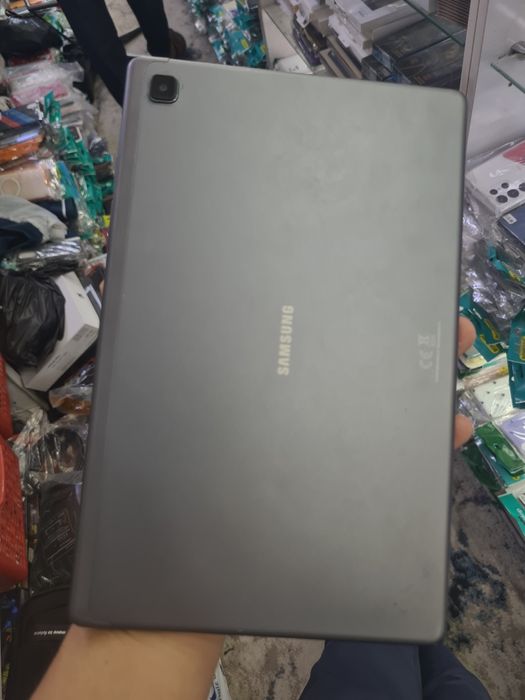 Samsung tab A7 sotiladi