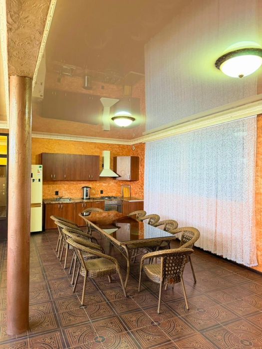 Коттедж с бассейном ( сауна )