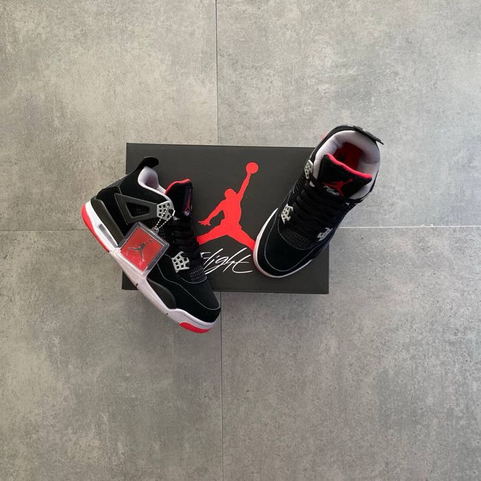 Air Jordan Retro 4 Bred