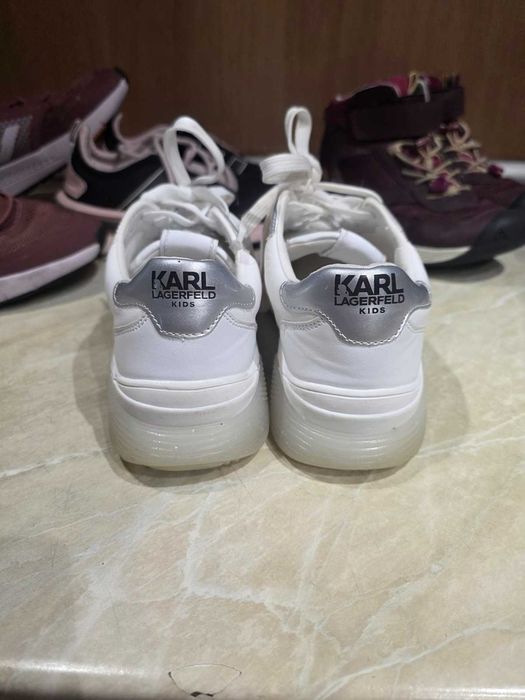 Оригинални маратонки 35 Adidas.Karl lagerfeg. Keen