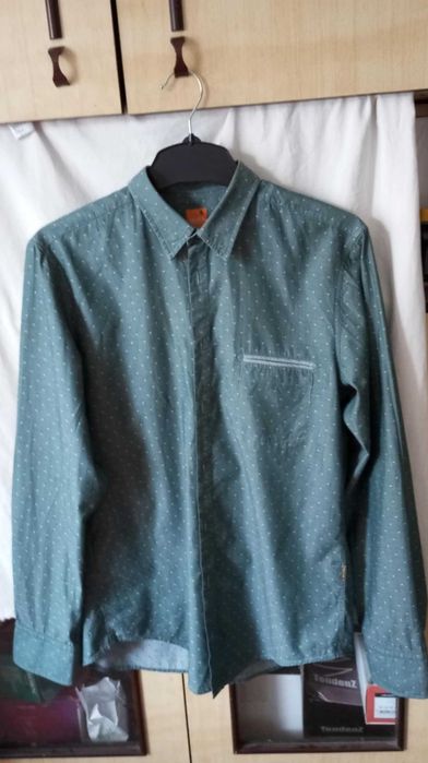 НОВА Мъжка риза Hugo Boss M