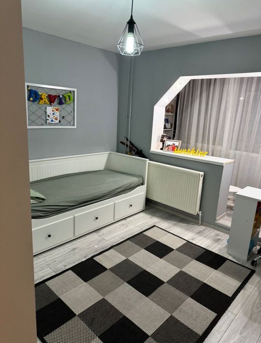 Proprietar, vând apartament cu 3 camere în Calea Aradului