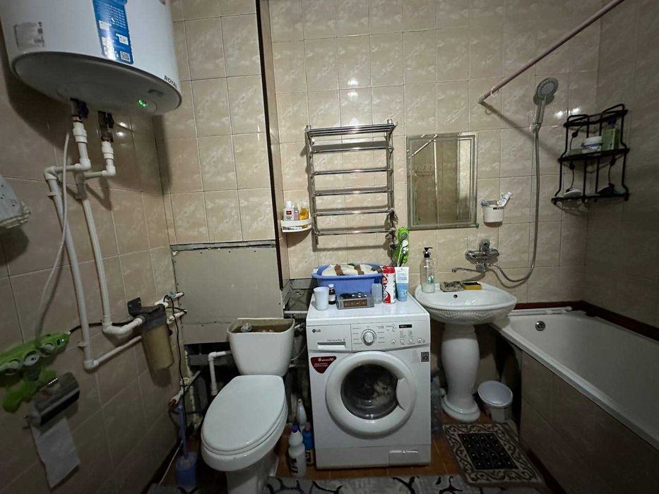 Продаётся 1х комн квартира на 1 этаже Ор-р 5 микрорайон Жомий