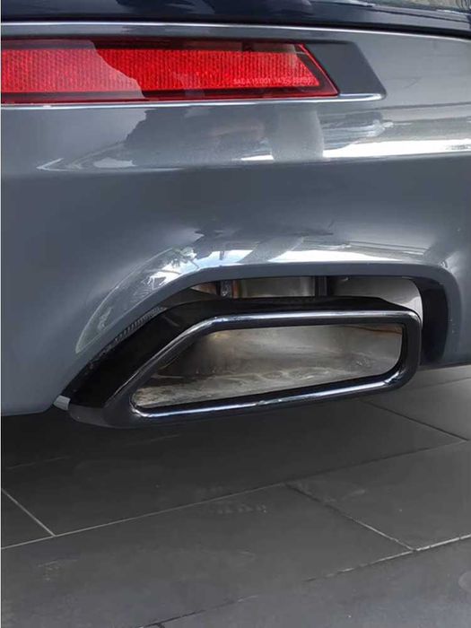 Ornamente Evacuari Tobe BMW G30 G31, Atasamente Evacuare Tips Tipsuri, Negru Lucios