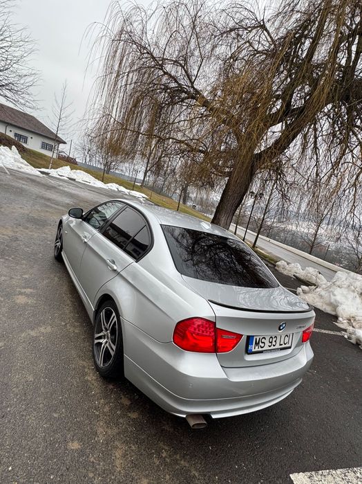 BMW e90 facelift