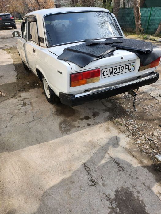 Продаю жигули 2107 год 1985 СРОЧНО