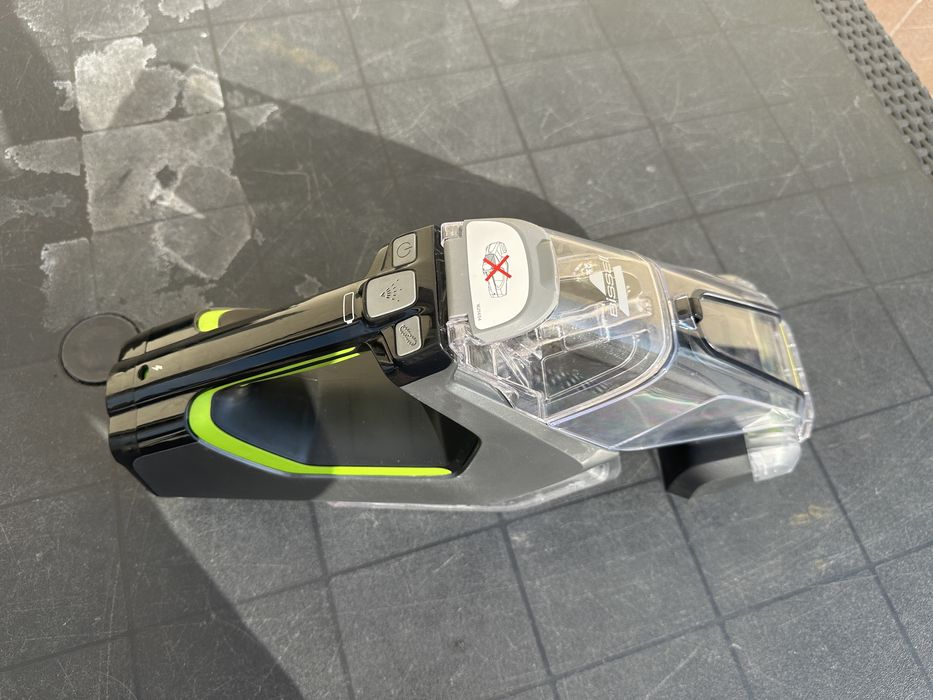 Aspirator cu spalare de mana bissell pet stain