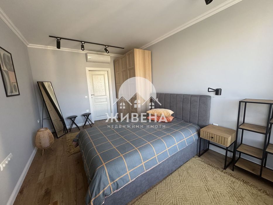 Продава обзаведен 3-стаен апартамент, кв. Бриз, 114 кв.м