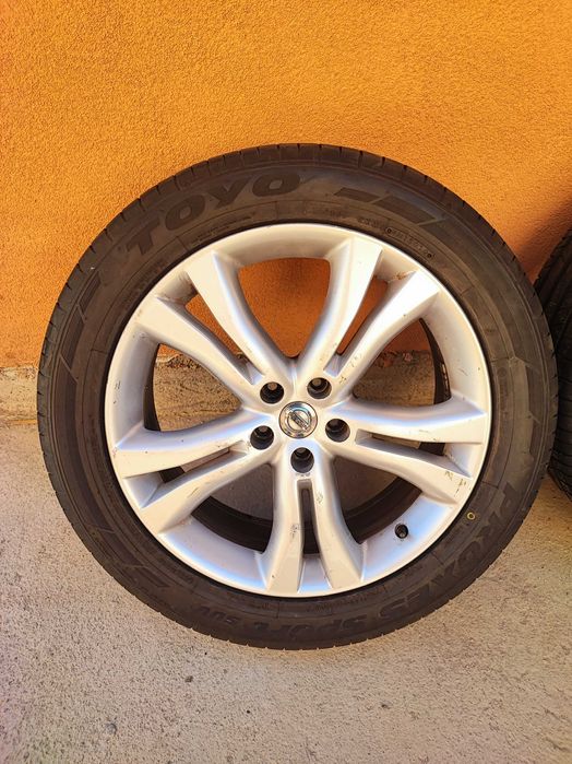 Оригинални  джанти за Нисан 20” 5x114.3 с чисто нови гуми 235/55/20