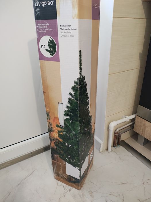 Brad crăciun artificial