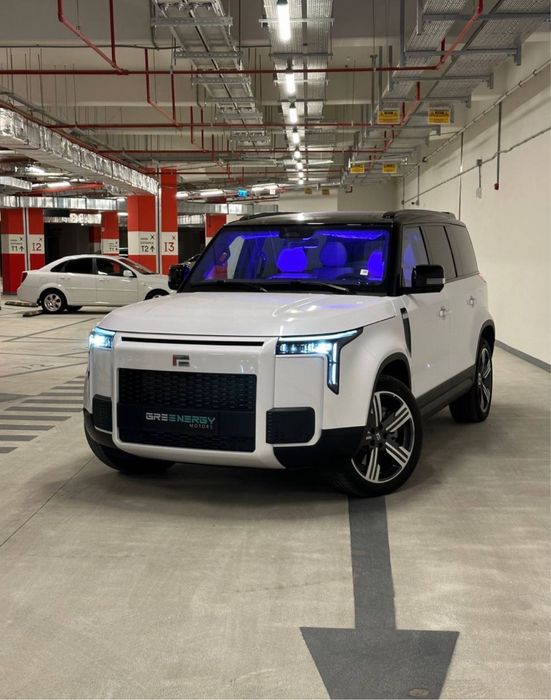 Rox 01 2026-Yil Oq va Qora Ranglarda Mavjud Servis Garantiya bor