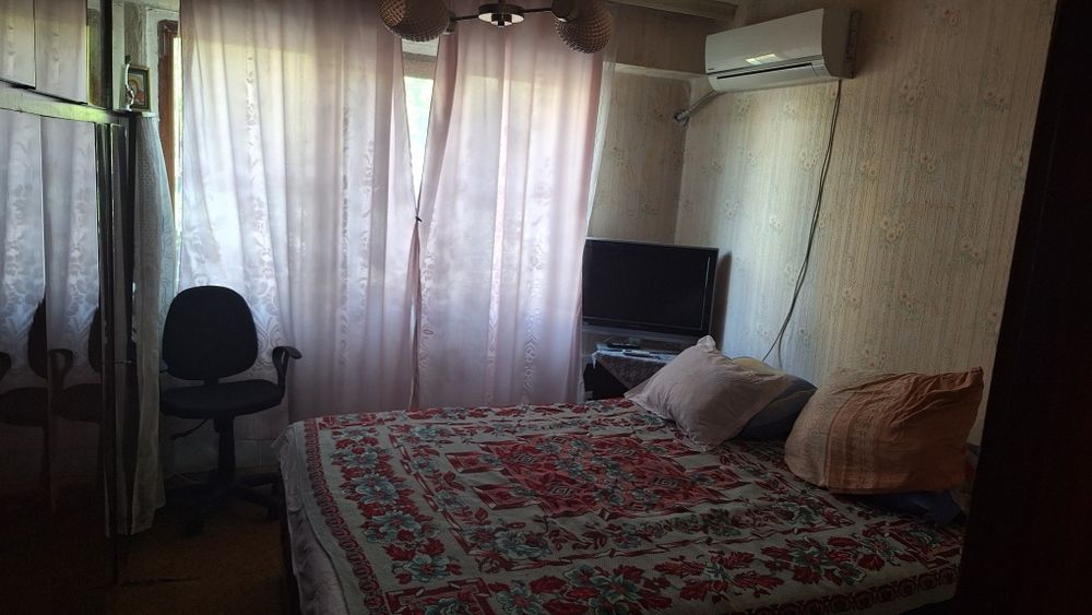 Продава се Тристаен апартамент в Симеоновград - 100 кв.м за 332 €/кв.м - Снимка #4