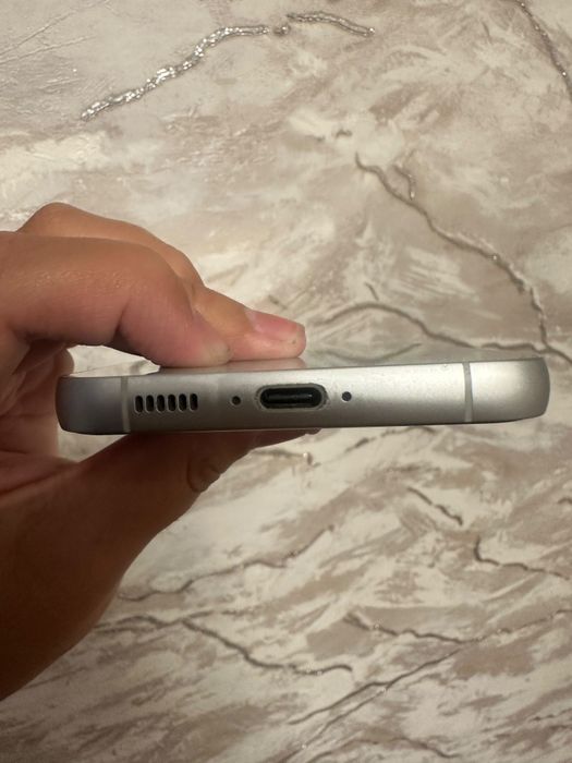 Samsung s23 FE на 128 гб