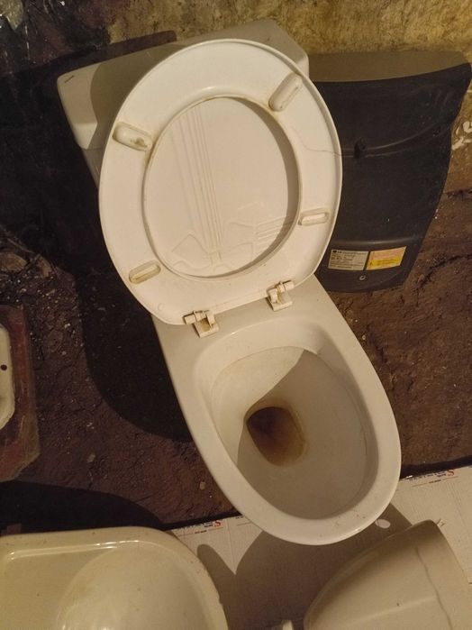 Продам б.у унитаз