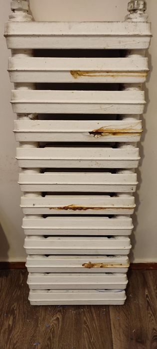 Батарея чугунная