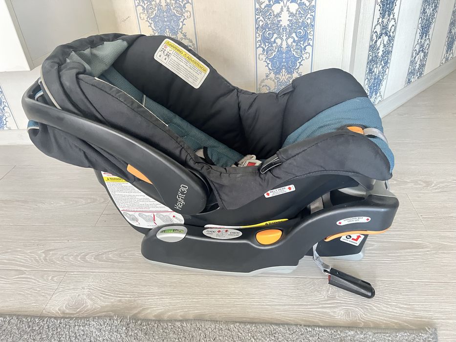 Продается автолюлька автокресло chicco keyfit 30