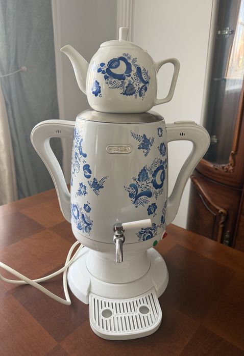 Продам электрический самовар