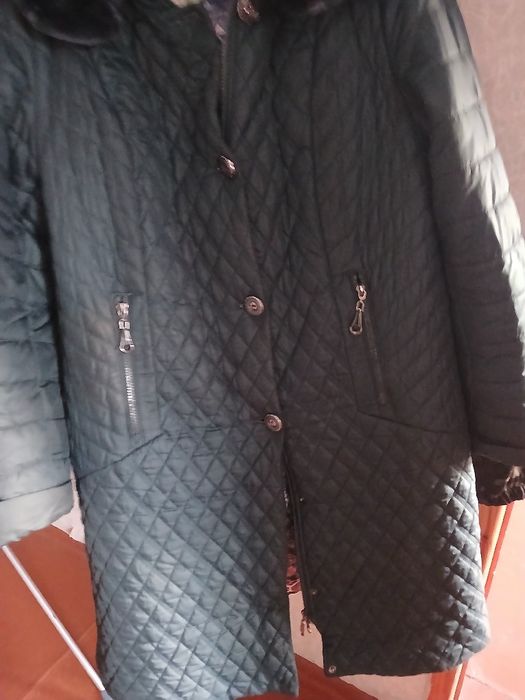Продам пальто женское