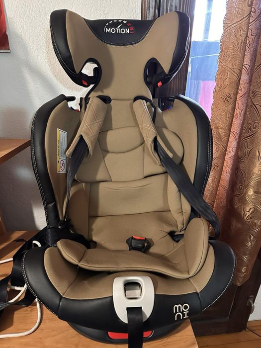 Столче за кола MONI Motion