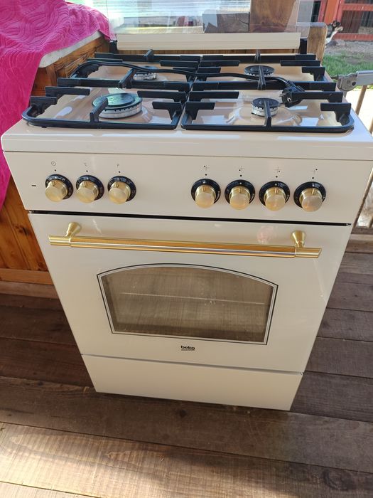 Aragaz Beko 4 arzătoare