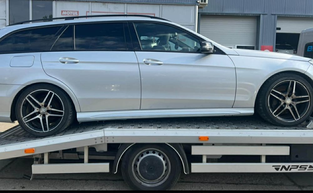 Mercedes e class motor 3