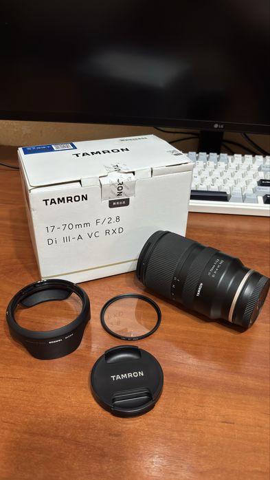 Tamron 17-70mm f/2.8 Sony E