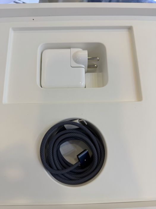 MacBook Air 13 M3 16/512/100%