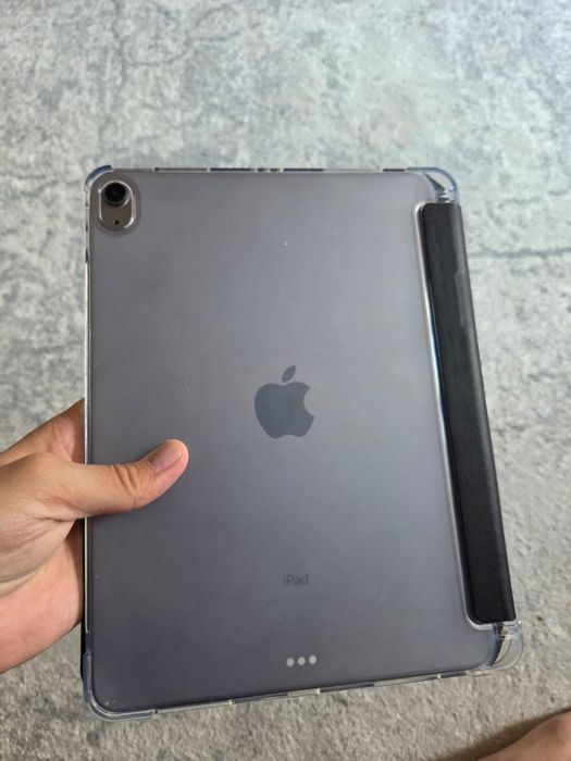 Ipad Air 4 в идеальном состояние