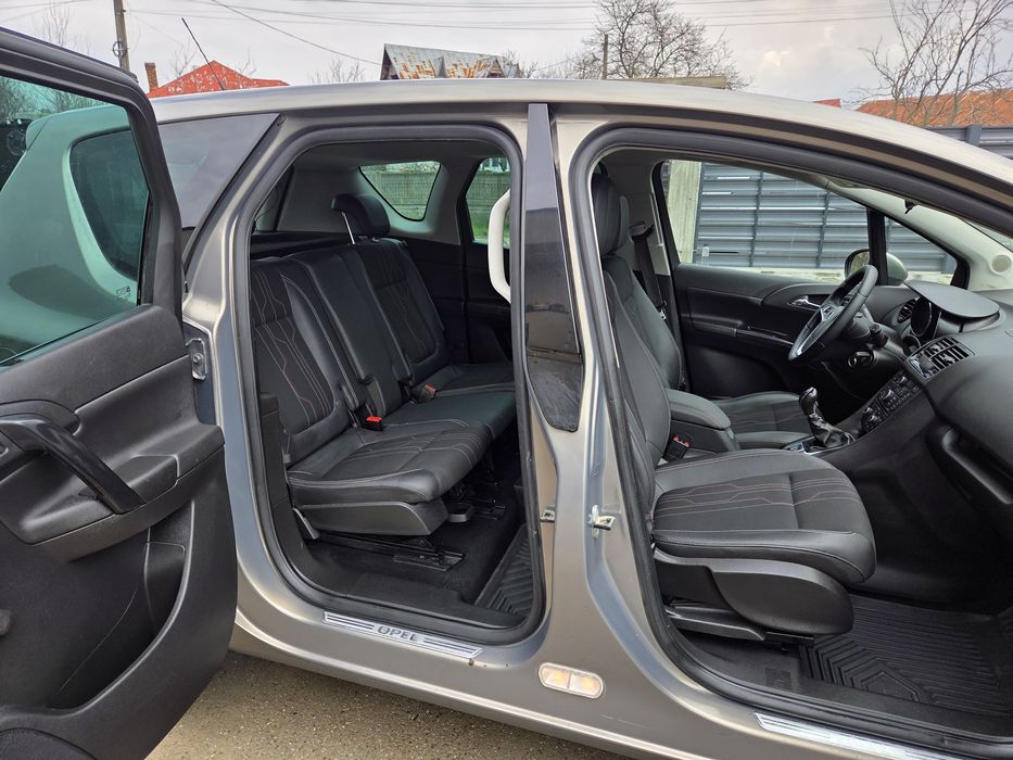Opel Meriva  / 1.7 Diesel  / 6 trepte / Aer condiționat