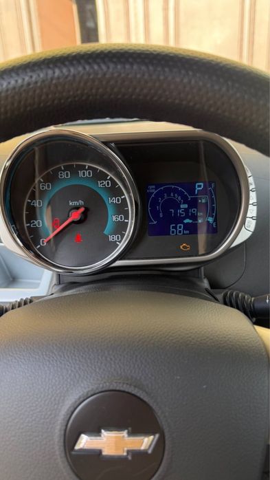 Спарк в отл состоянии, первые руки