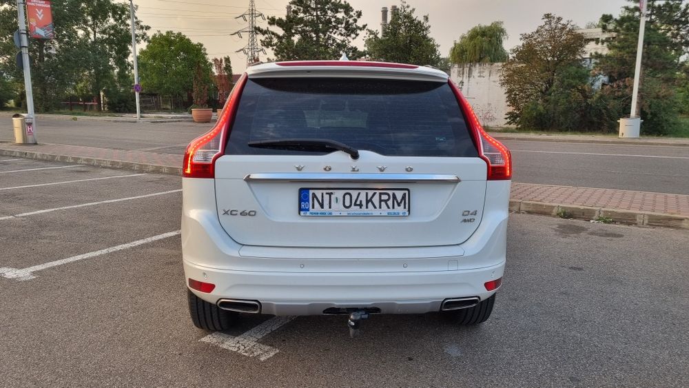 VOLVO XC60 2016 — imagine 3