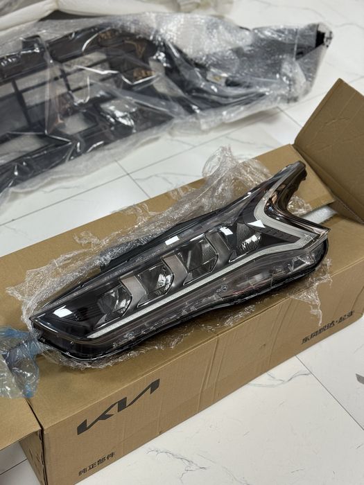 Киа К5 фара передняя