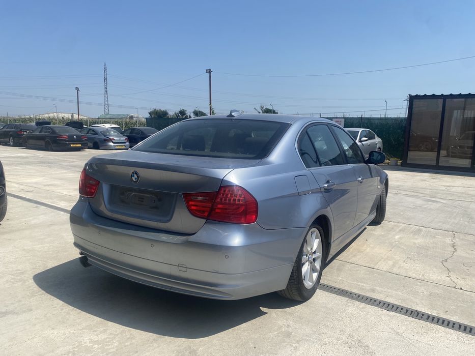 Dezmembrez bmw e90 N47D20C