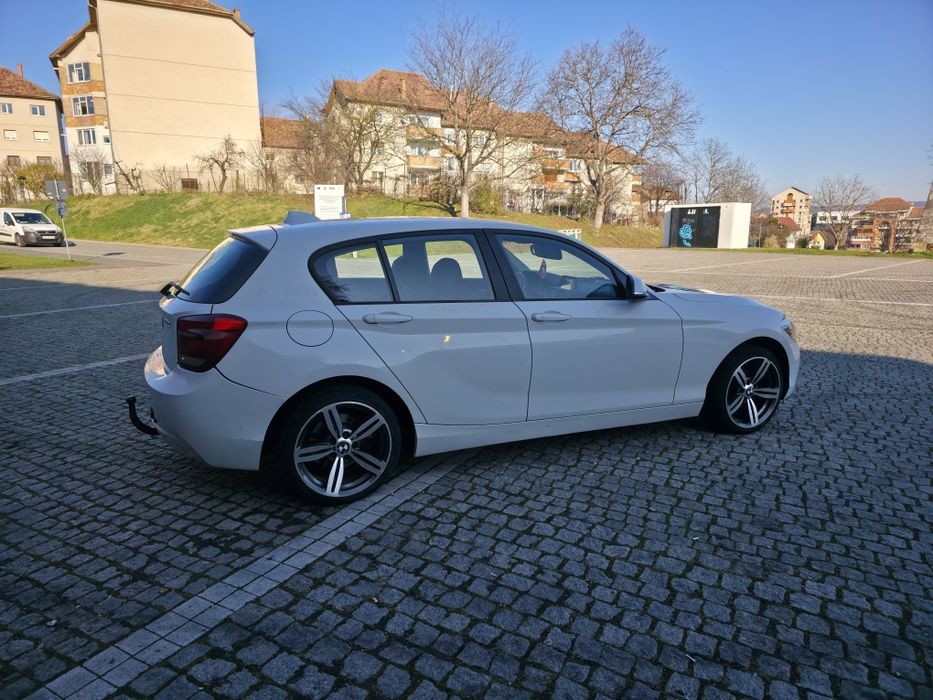 Vând/schimb bmw seria 1   2.0 d    2015