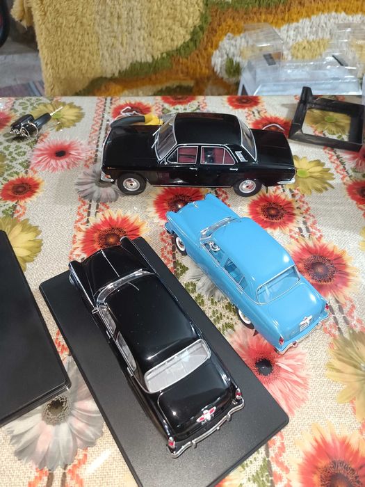 ВОЛГА ВАРШАВА 1:24 Чайка газ Gaz 13 - 1:18 мащаб и други