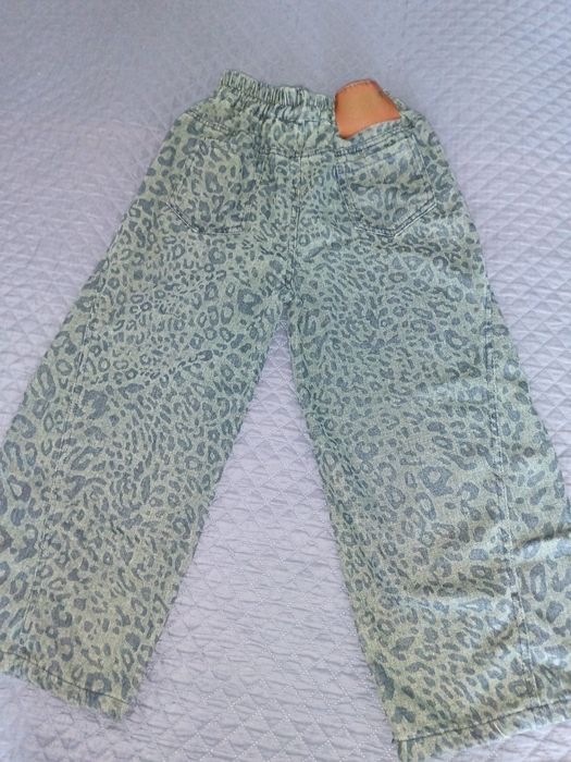 Джинсы новые детские