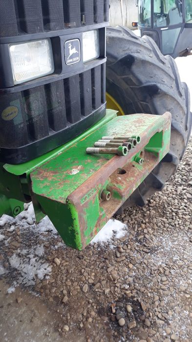 Vând set roti John Deere