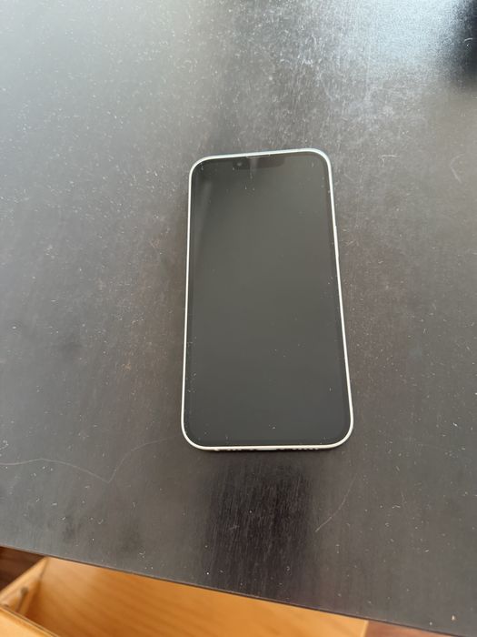 Продавам iPhone 13 – 512 GB