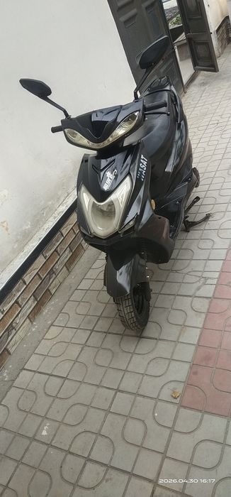 125cub skuter sotiladi