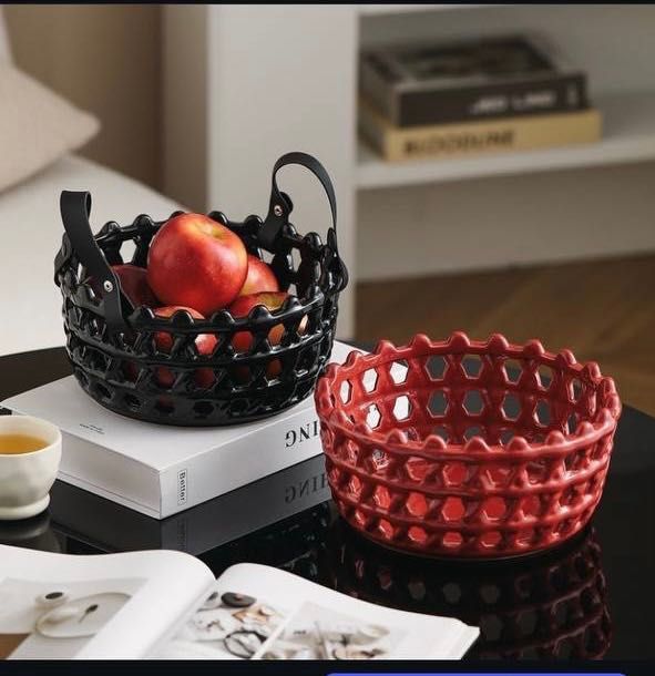 Фруктовница из керамики