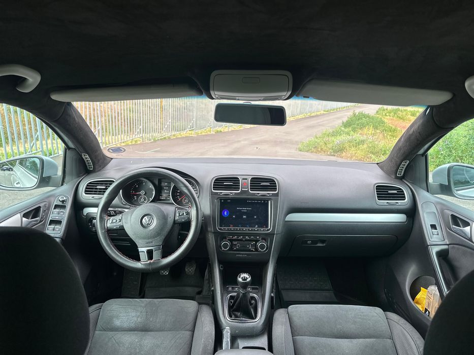 VW Golf 6//2.0 Diesel// Alcantara // navi carplay+ camera spate