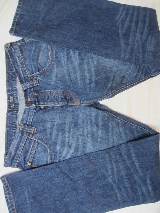 Blugi Armani W33 L32,Talie=86cm,Lung=106cm,drepti, 100%Bumbac, ca noi