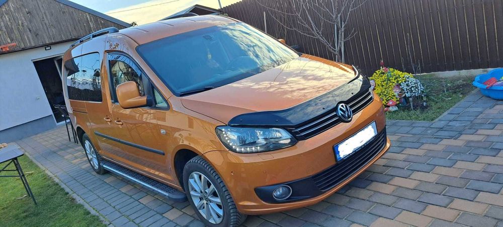 Praguri trepte VW Caddy 2003-2020 negru cu margine cromata