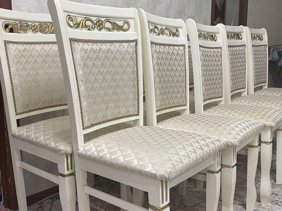 Продам стулья по 8500 тг