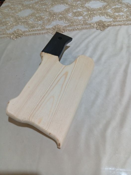 Noodatiy taxtacha sabzavot to'rg'gich