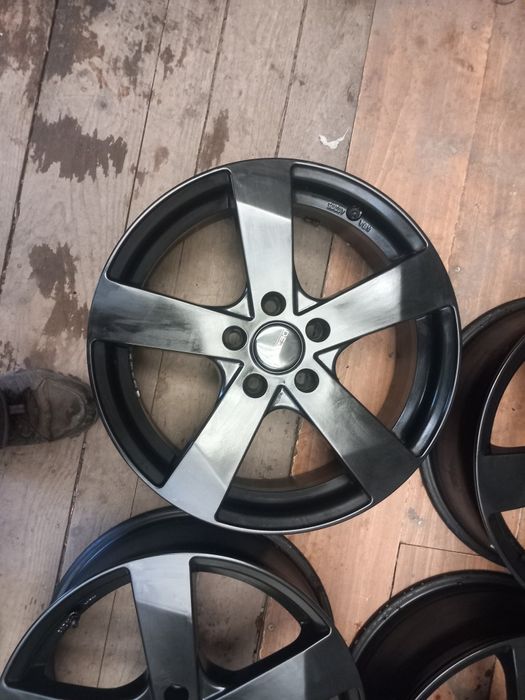 Jante r17 5x112 et 48 cb 57.1  vw. Seat skoda