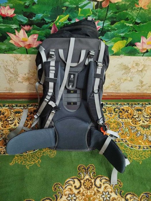 Продаю качественный рюкзак фирма TRAMP 85 л  звоните смело