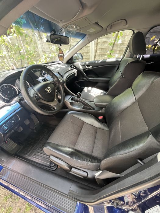 HONDA Accord 2010 — imagine 2