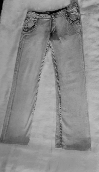 Джинсы Бело-серые. 48 размер